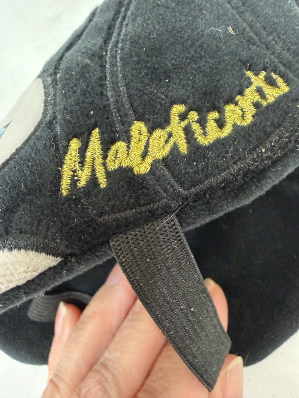 Disney Mad Beauty Maleficent Sleep Mask Plush Villain Eye Mask Horns Embroidered - Picture 4 of 7